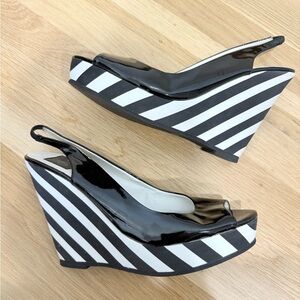 Dolce Vita Striped Patent Leather Slingback Wedge Size 9